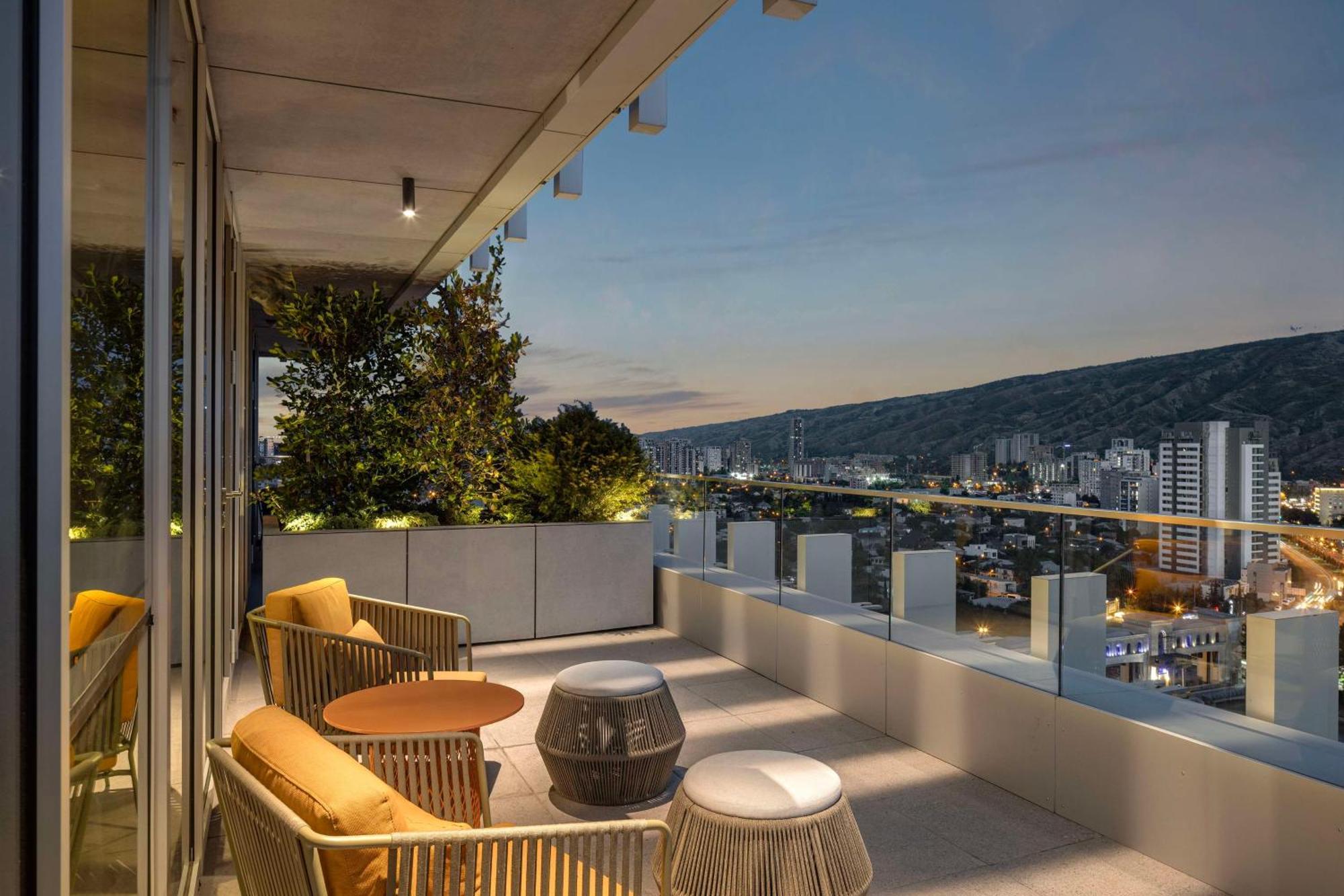 Hilton Garden Inn Tbilisi Riverview Luaran gambar