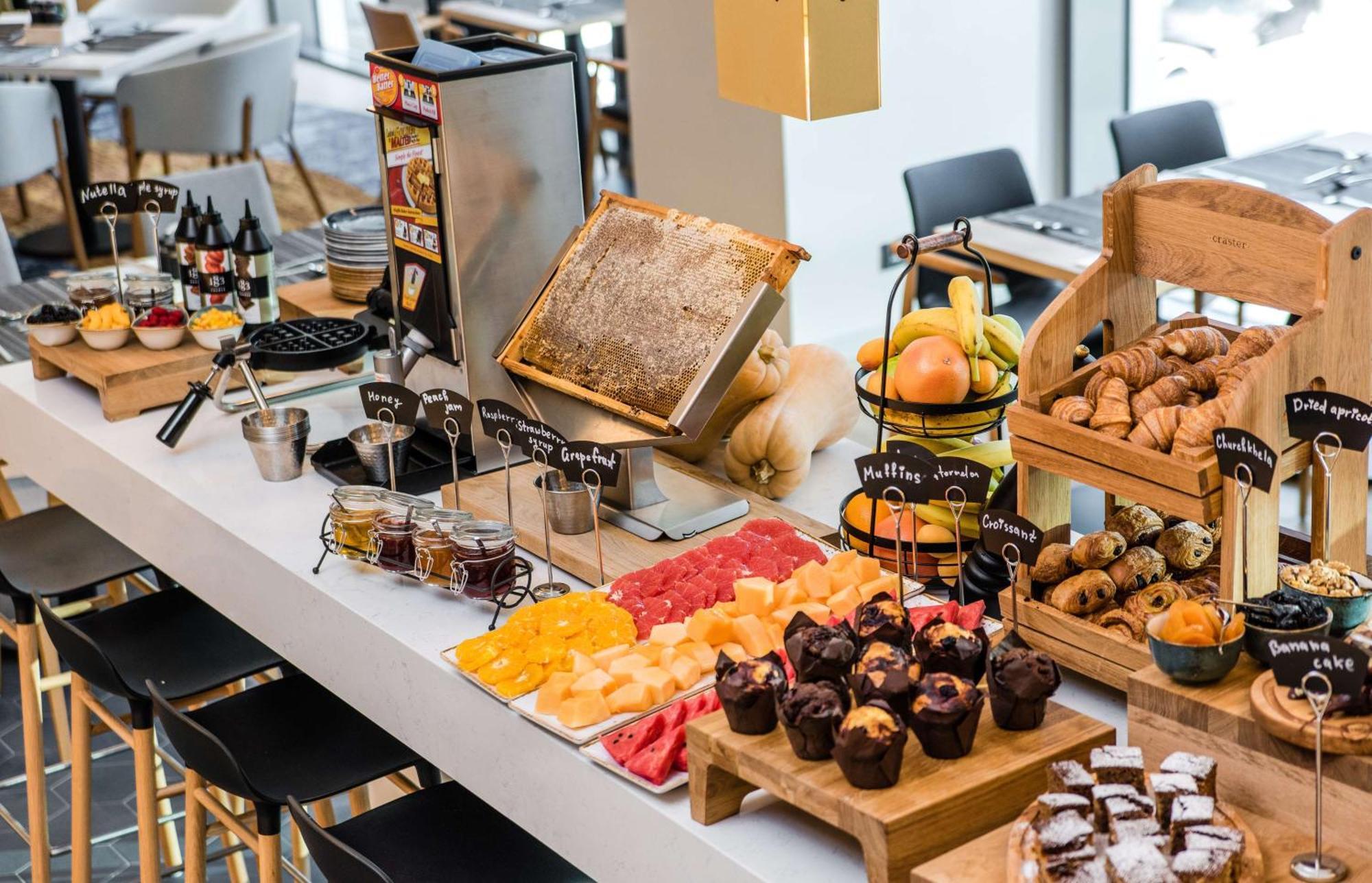 Hilton Garden Inn Tbilisi Riverview Luaran gambar